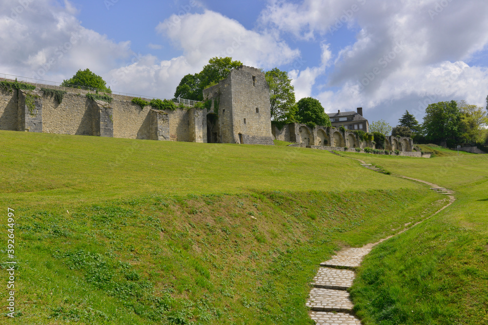 Remparts du château de La Charité-sur-Loire (58400), Nièvre en Bourgogne-Franche-Comté, France