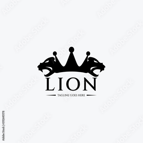 Lion king logo. Lion crown logo. Vector illustration