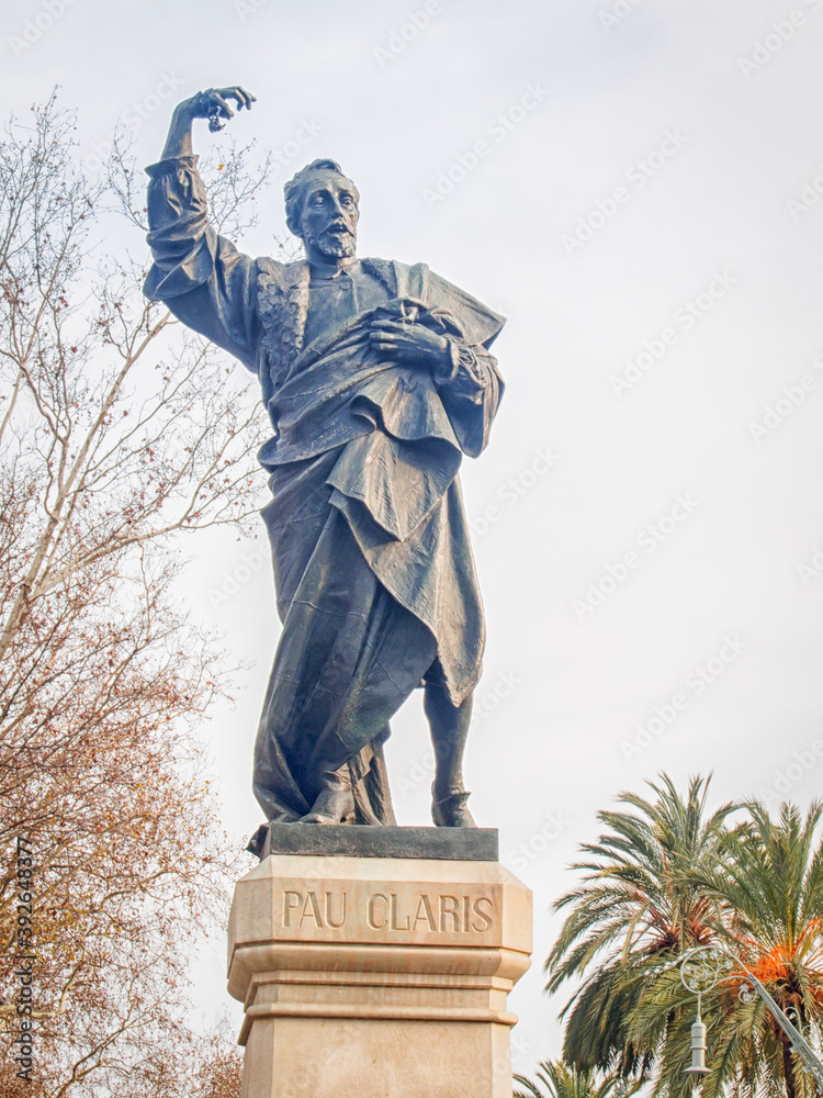 Statue of Pau Claris the President of Catalonia at the start of the