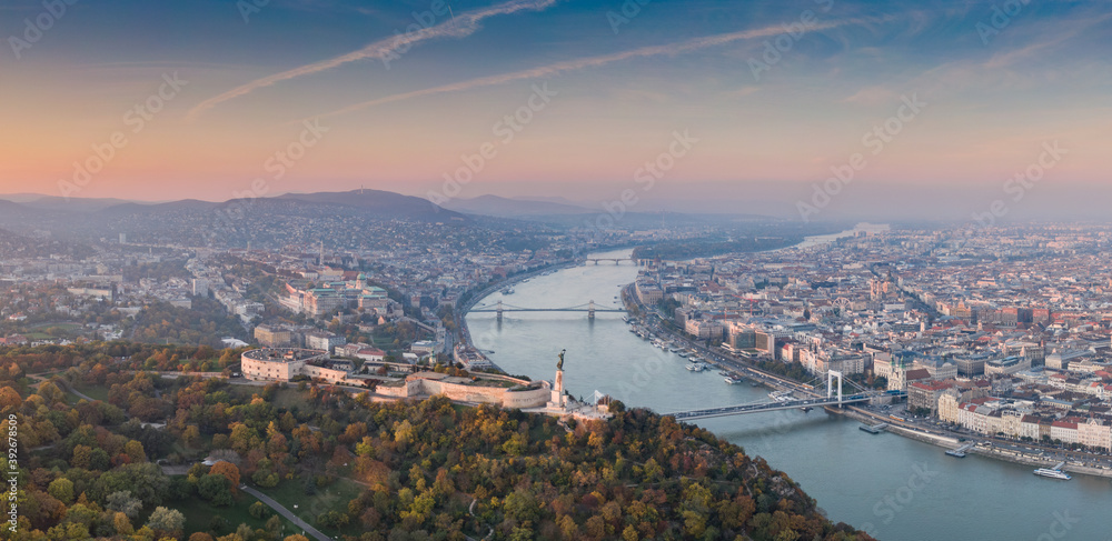 Obraz premium aerial view of Citadella Budapest