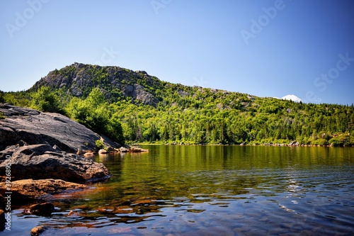 Obraz na płótnie tumbledown mountain lake