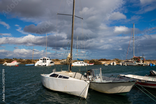 Hafenscene in Fuseta, Algarve, Portugal