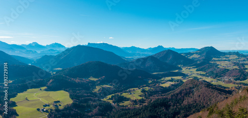 Österreichische Alpen im Salzburger Land im Herbst © naturenow