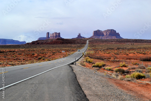 Road to the Monument Valley, Mexican Hat, Utah, US