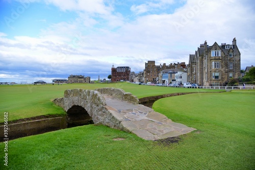 Wallpaper Mural The Swilcan Bridge, St Andrew Torontodigital.ca