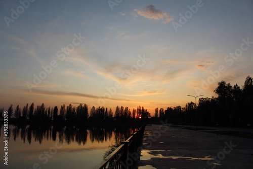 sunset over the river © Мария Кравцова