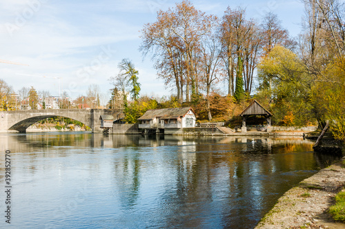 Rheinfelden, Rhein, Inseli, Burgstell, Insel, Schifflände, Rheinufer, alte Rheinbrücke, Uferweg, Rheinweg, Rheinschifffahrt, Zoll, Altstadt, Stadt, Herbst, Aargau, Schweiz, Deutschland, Landesgrenze