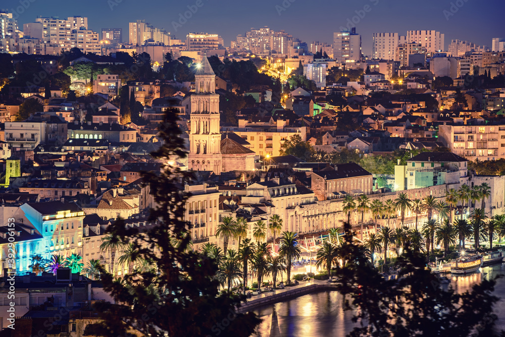 Naklejka premium Split at night, Croatia