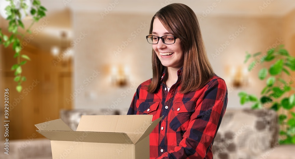 Unboxing. Unboxing.