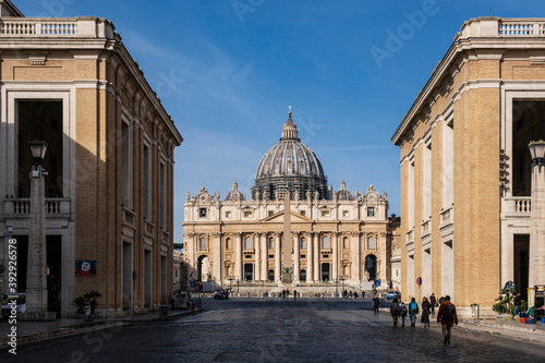 Basilica and St. Peter's Square, State of the Vatican City, Roma, Lazio, Italia