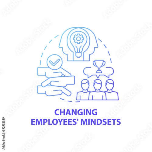 Changing employees mindsets concept icon. Business consulting task idea thin line illustration. Delivering detailed positive feedback. New skills building. Vector isolated outline RGB color drawing