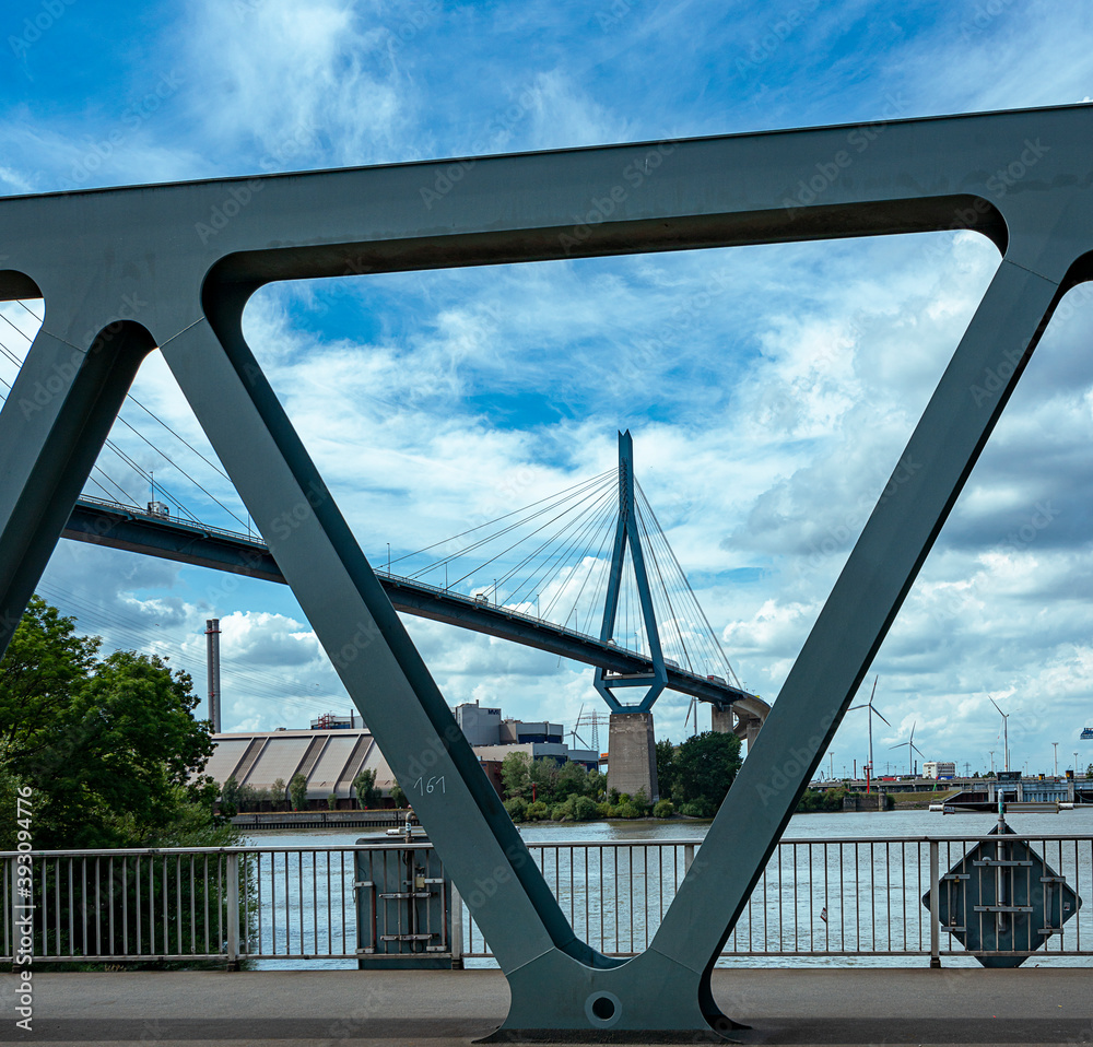 Fototapeta premium Köhlbrandbrücke Hamburg