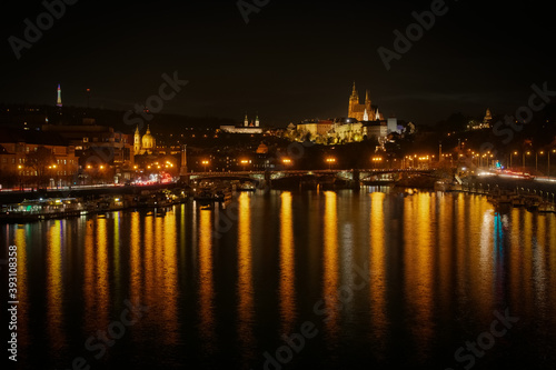 Prag bei Nacht © CLHuetter