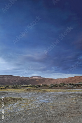 Sumu Jaran Lakebed-Badain Jaran Desert sand megadunes. Inner Mongolia-China-1121