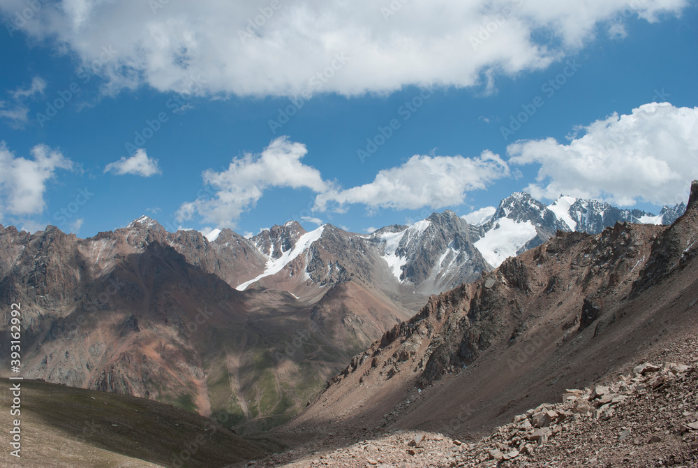 mountains in the mountains mountains in the mountains