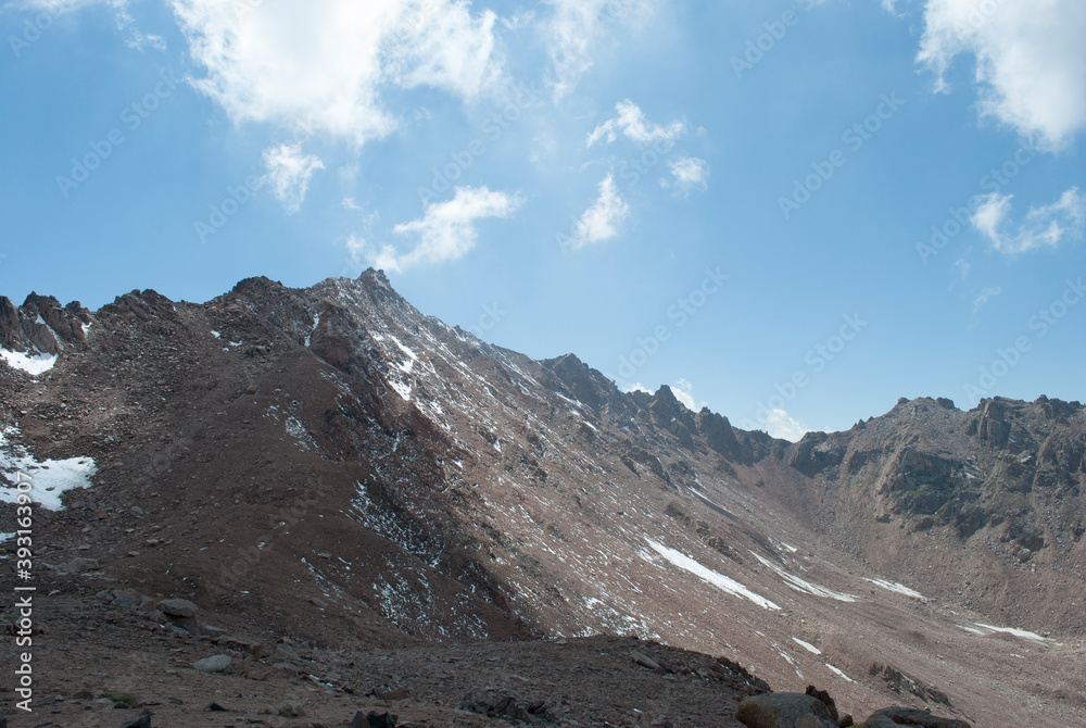 Obraz premium snow covered mountains