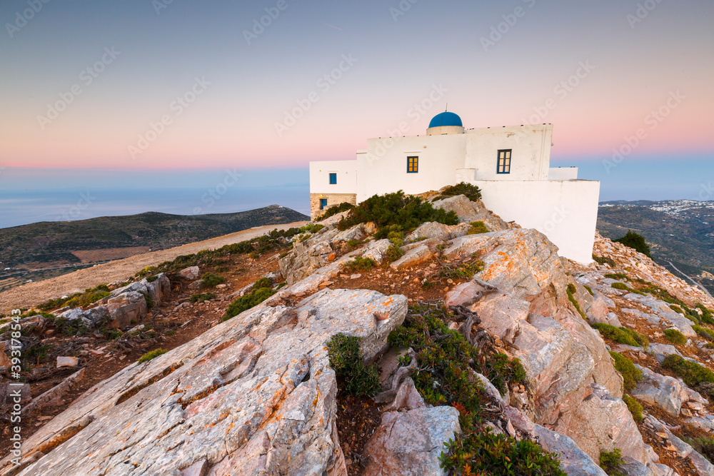Church of Agios Symeon above Kamares village at sunset. - obrazy, fototapety, plakaty 
