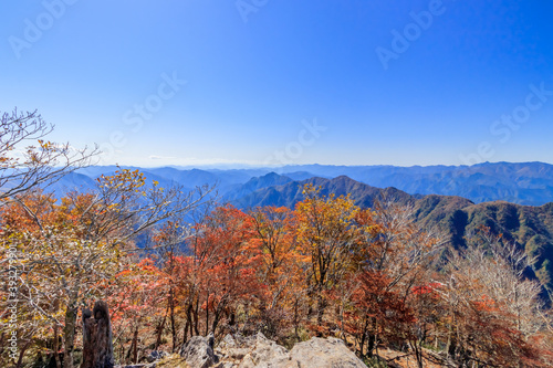 秋の大蛇嵓近くの高台から見た景色 大台ヶ原 奈良県 View from a hill near Daijagura Oodaigahara Nara-ken