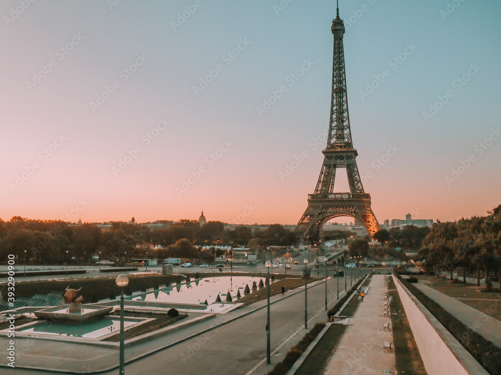 Fototapeta premium eiffel tower city