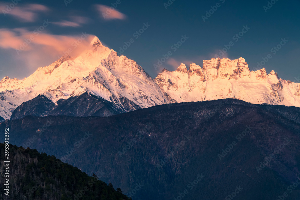 中国云南迪庆梅里雪山 中国云南迪庆梅里雪山