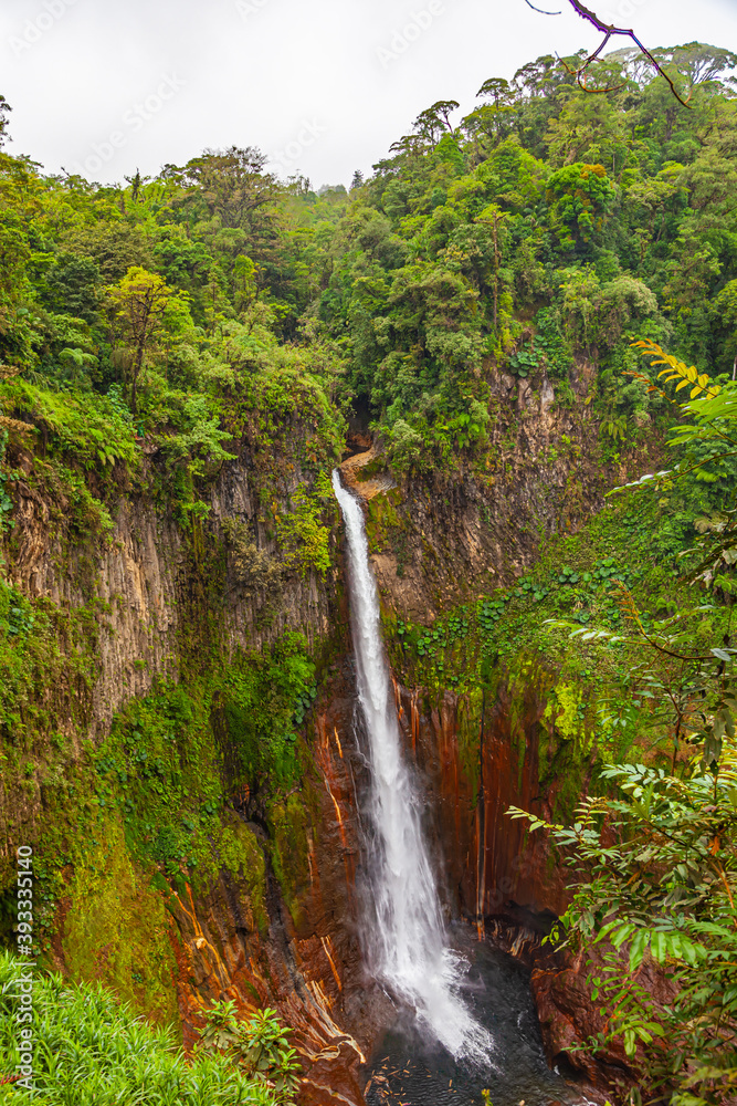 highest waterfall  in Costa Tica