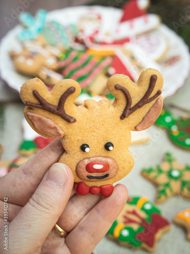 Reindeer gingerbread cookie 
