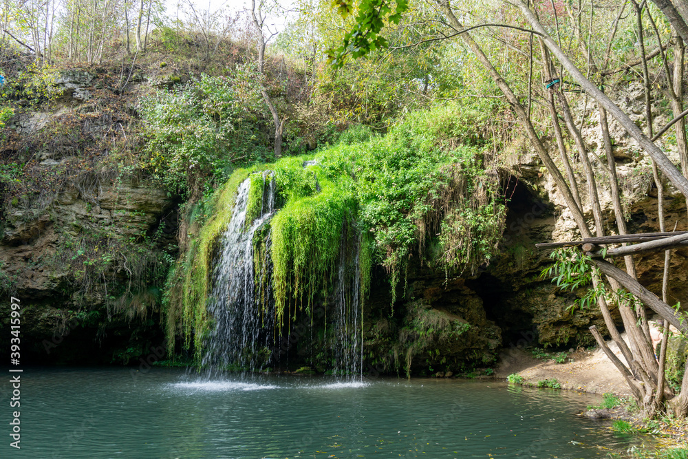 Naklejka premium Beautiful waterfall Burbun in Ukraine