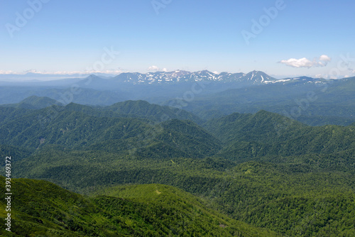 ニペソツ山から見た十勝岳方面（北海道・ニペソツ山）  © 愛 高行