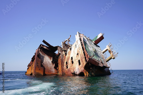 Foto view of the shipwreck