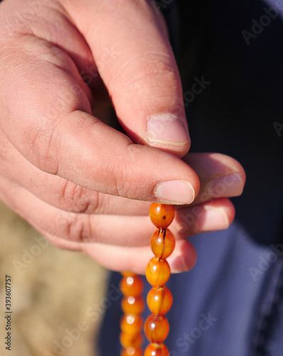 In Turkish culture, the rosary, rosary culture is lingering with the rosary in human hands,