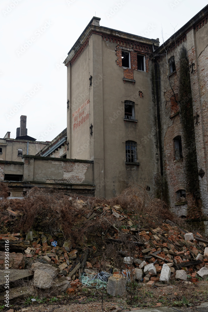 Fabrik Ruinen DDR