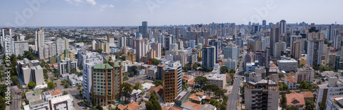 General drone view of downtown Curitiba, capital of Paraná state, Brazil, with its buildings © Roberto