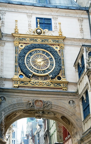 Ville de Rouen, "Le Gros Horloge", cadran du XVIe, centre historique, département de Seine-Maritime, France