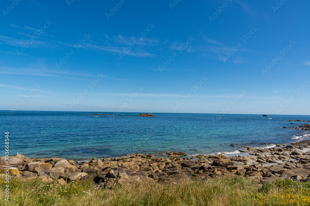 la côte sauvage de l'ile de batz