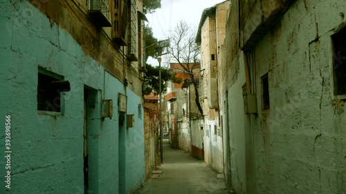 narrow street © MuhammedFetullah