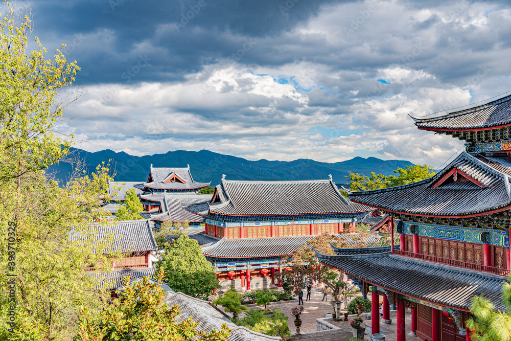 Mufu under the sun in Dayan Ancient Town, Lijiang, Yunnan, China Mufu under the sun in Dayan Ancient Town, Lijiang, Yunnan, China