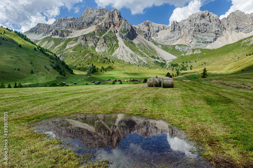 Dolomiti, vallata di Fuciade photo