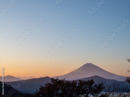 Fototapeta Naklejka Na Ścianę i Meble -  富士山の小焼け