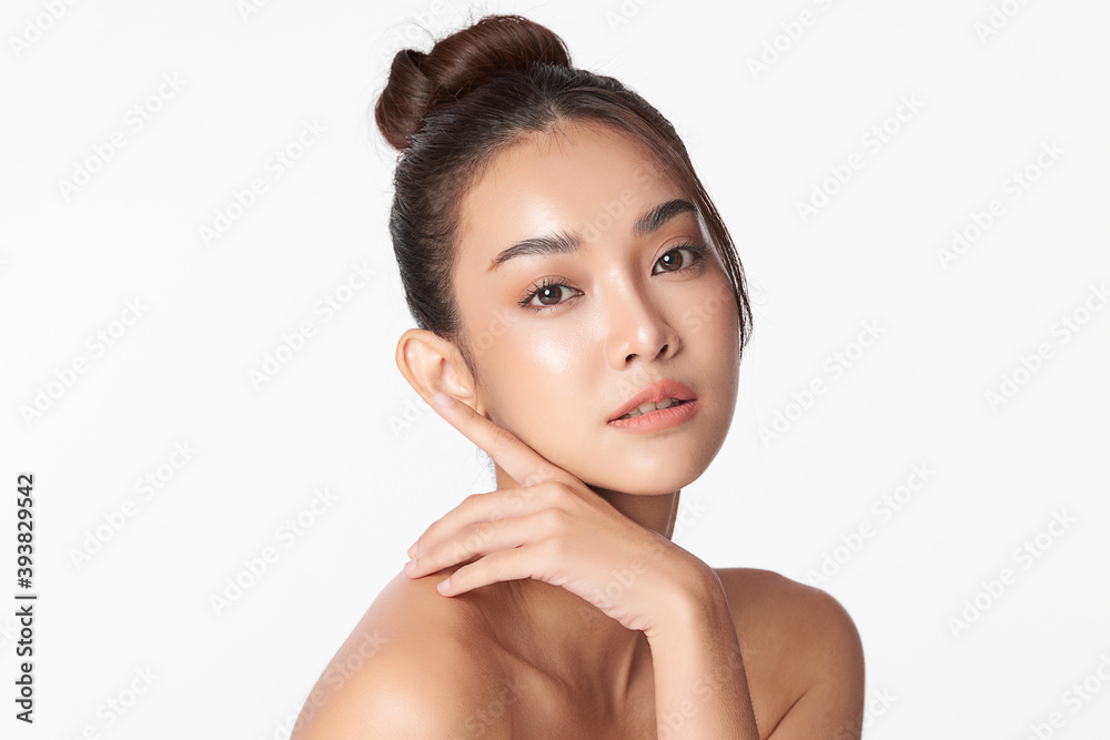 Naklejka premium Beautiful young asian woman with clean fresh skin on white background, Face care, Facial treatment, Cosmetology, beauty and spa, Asian women portrait