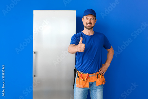 Worker of repair service sh...