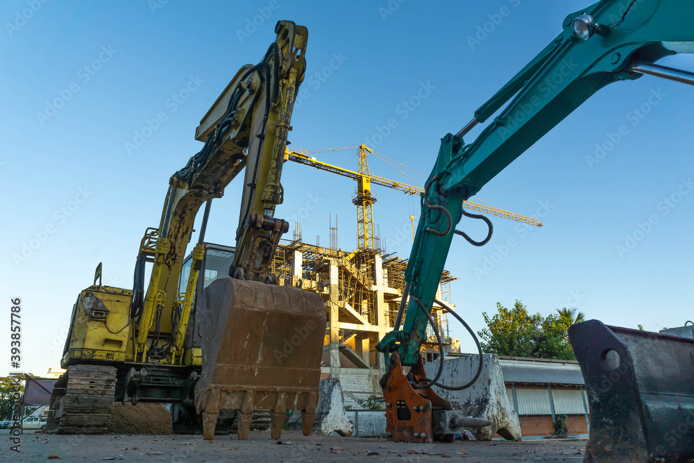 Photos of construction makro loaders