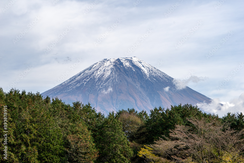 Mt. Fuji over Lake Kawaguchiko in autumn, yamanashi, japan Mt. Fuji over Lake Kawaguchiko in autumn, yamanashi, japan