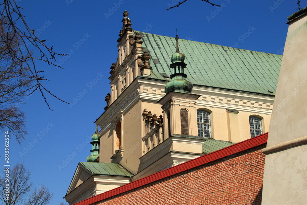 Bazylika Zwiastowania NMP w Leżajsku - sanktuarium Matki Boskiej Pocieszenia. Bazylika Zwiastowania NMP w Leżajsku - sanktuarium Matki Boskiej Pocieszenia.