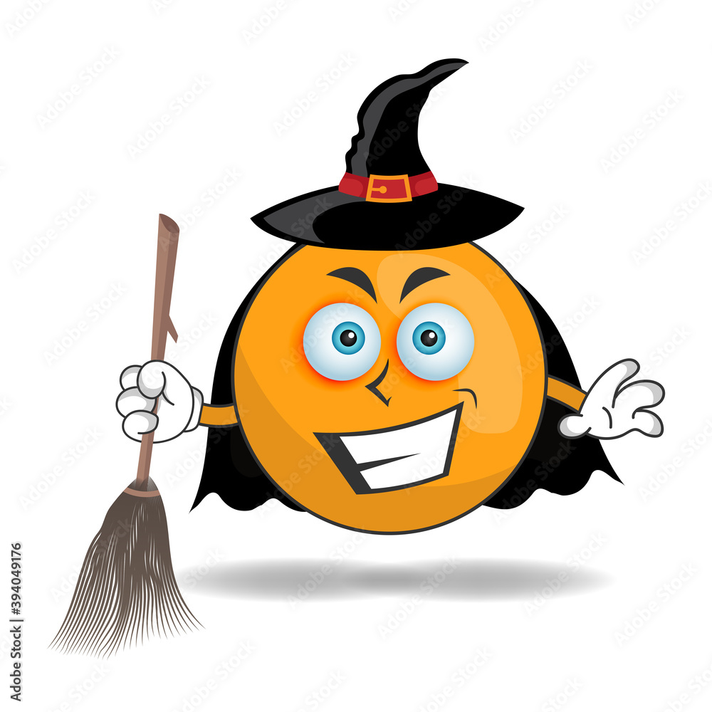 Obraz premium The Orange mascot character becomes a magician. vector illustration