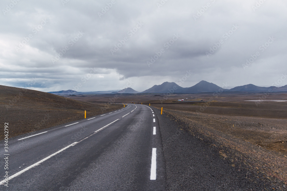 Naklejka premium Scenic landscape view of Icelandic road