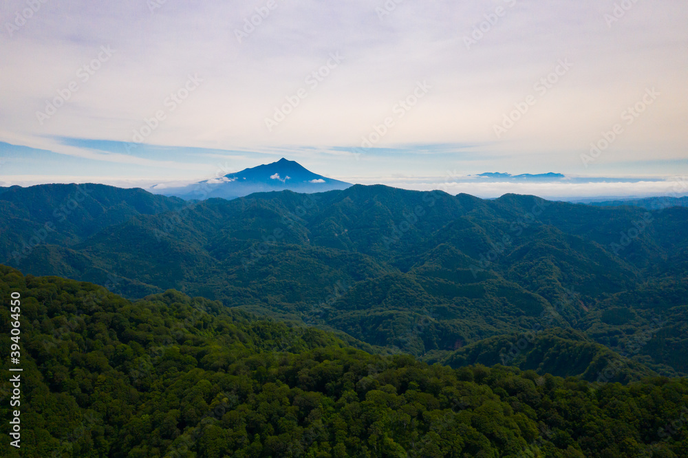 Obraz premium 白神山地から岩木山を遠謀
