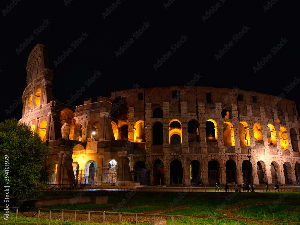 The symbol of Rome at night, the Colosseum