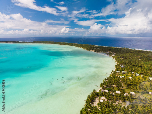 turquoise seascape in tropical island polynesia 