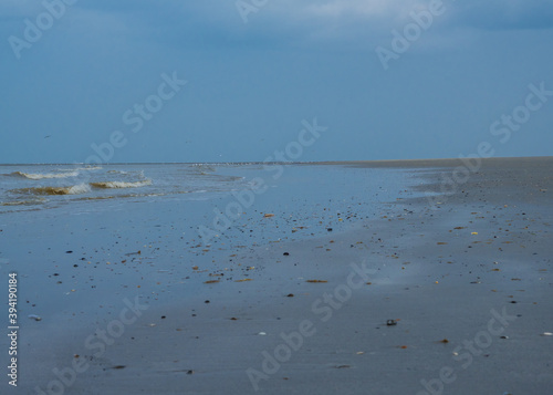 Mudflat along the Dutch coast at sunset © hipproductions