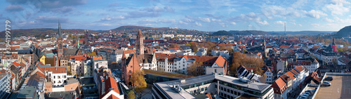 Stadtansicht Saarbrücken, Panorama von oben mit historischem Rathaus und Johanneskirche